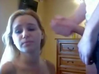 Румунська підліток вулиця дівчина робить bj і отримує на обличчі