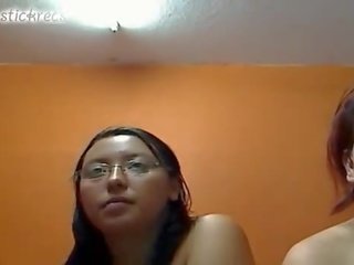 Cô với thơm ass và âm hộ trong khi sống cẩm