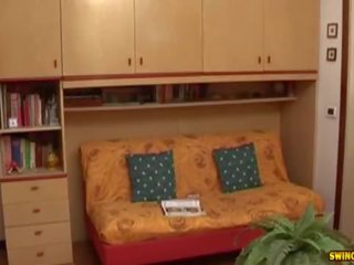 Чудесен coguar отговаря при вкъщи