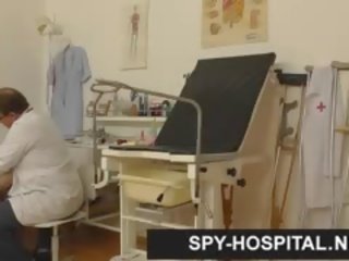 Ukradene skrite kamera mov od ginekološko izpit