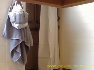 Spying erotic 19 year old Ms showering in dorm bathroom