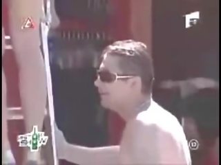好笑 掀裙 羅馬尼亞 男人 女孩 在 海灘 好色之徒 mam