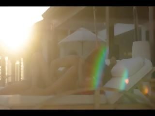 Taman x rated filem pada maldives kerusi berjemur