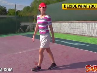 Muda hottie electra malaikat tenis fuck