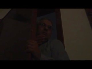 Porcas pai fica fora a assistir dela nu namorada a dormir