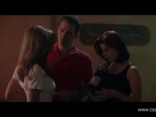 Denise richards & neve campbell - lesbian telanjang dada ciuman, xxx video adegan - liar hal (1998)