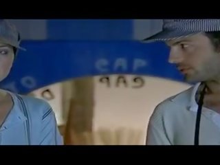 5 tinto brass облечена жена гол мъж клипс сцена компилация