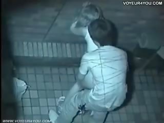 Infrared ýalaňaja seredýän daşda sikiş video