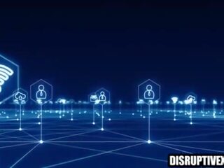 Undercover поліцейський трахкав жорсткий по м'язовий бандит