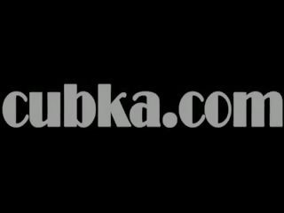 Podwodne rozbieranie z ładniutka sutki