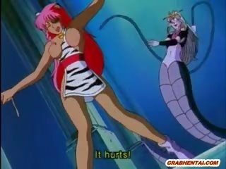 Srstnatý anime splendid vrtané podle snake netvor