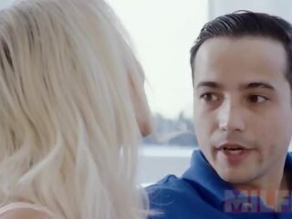 Gaoz smom seduces ei son-in-law — milfed