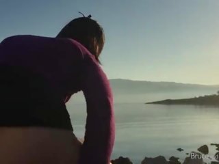 Sunrise 脏 视频 - 公 fucking&comma; bj & 小便 玩 为 娇小 diva