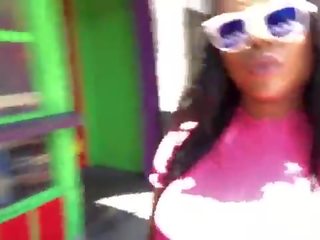 Camsoda - moriah mills jemagat öňünde see through içki geýim and ýaglanan up garaja big göt and süýji emjekler