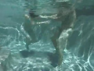 水中 フェラチオ